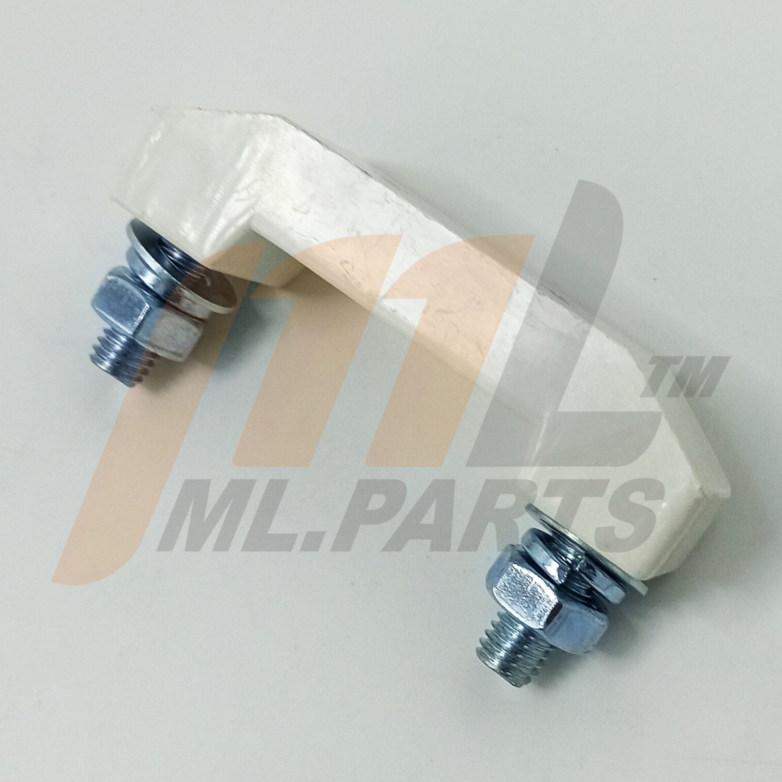 LB00-200328-00 FUSEHOLD (10)